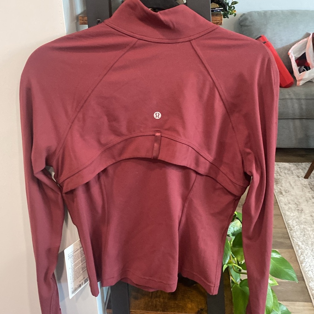 Lululemon Nulu Cropped Define Jacket